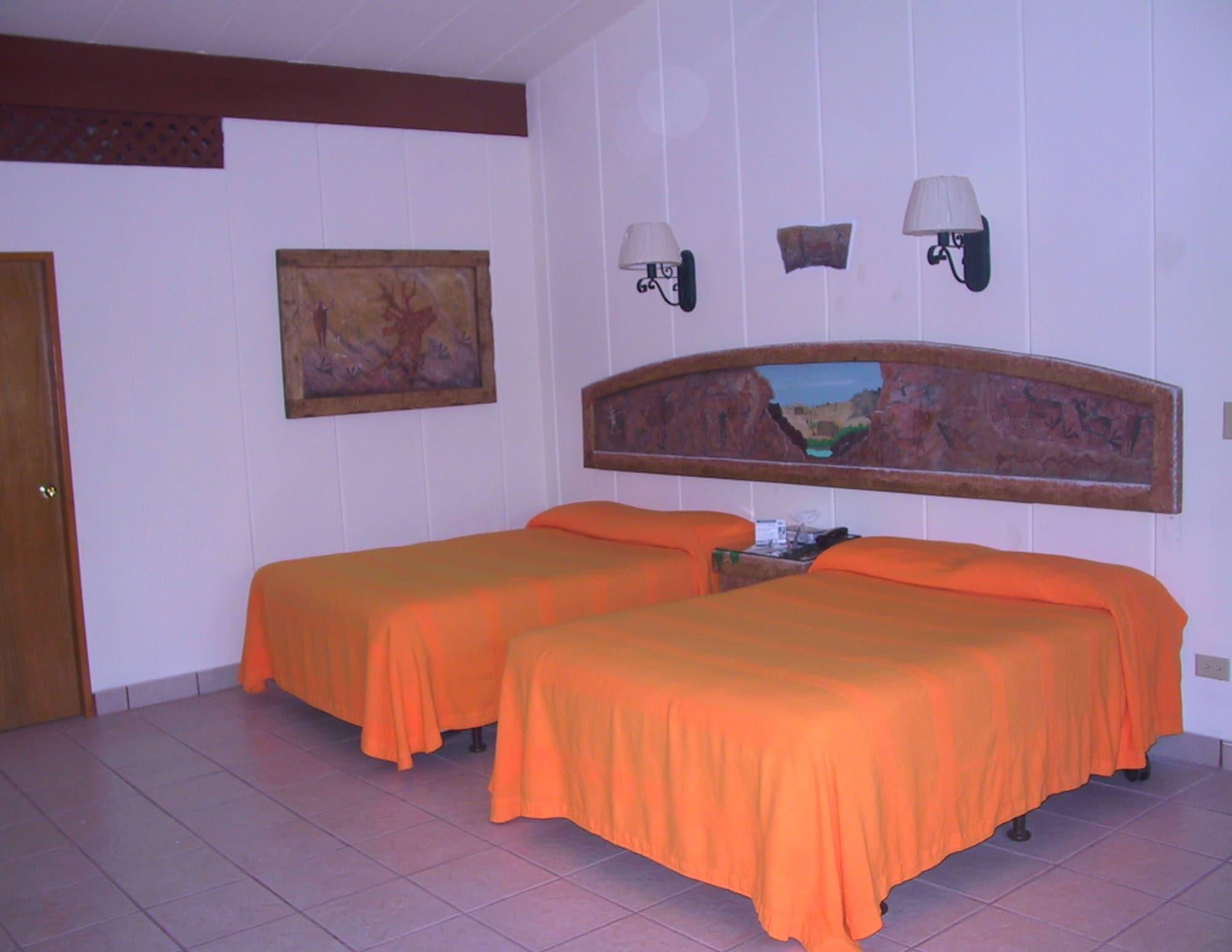 Hotel Oasis Лорето Екстериор снимка