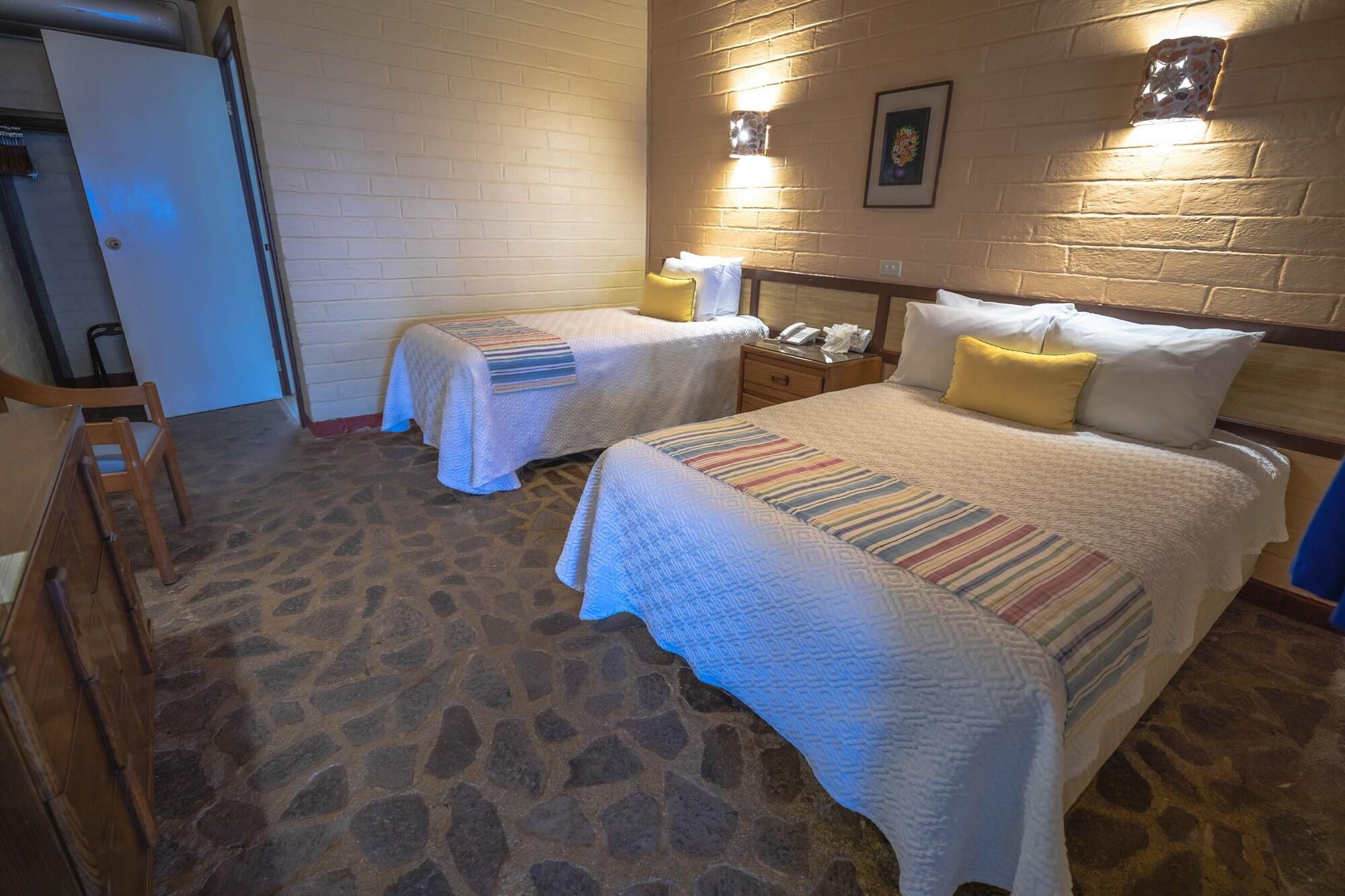 Hotel Oasis Лорето Екстериор снимка